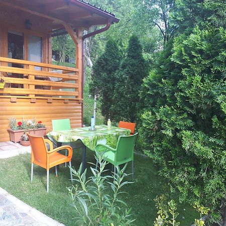 Obiteljski Apartman Borovi Високо Екстериор снимка