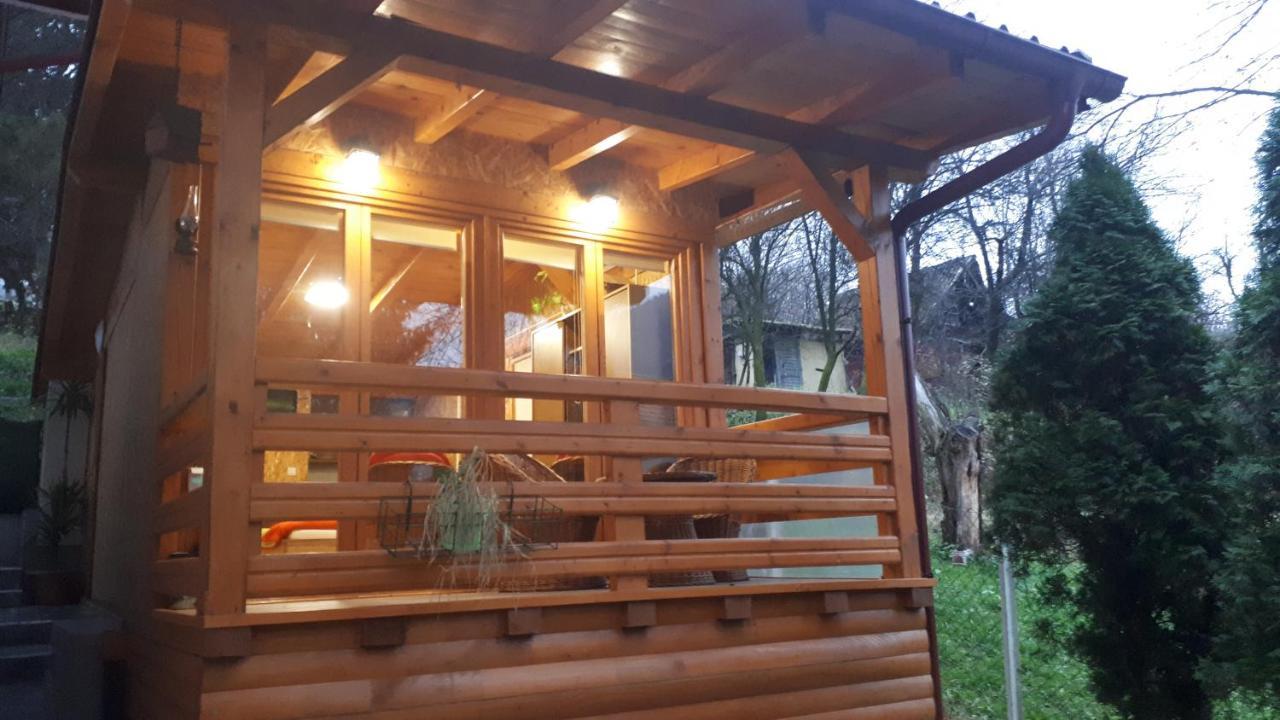 Obiteljski Apartman Borovi Високо Екстериор снимка