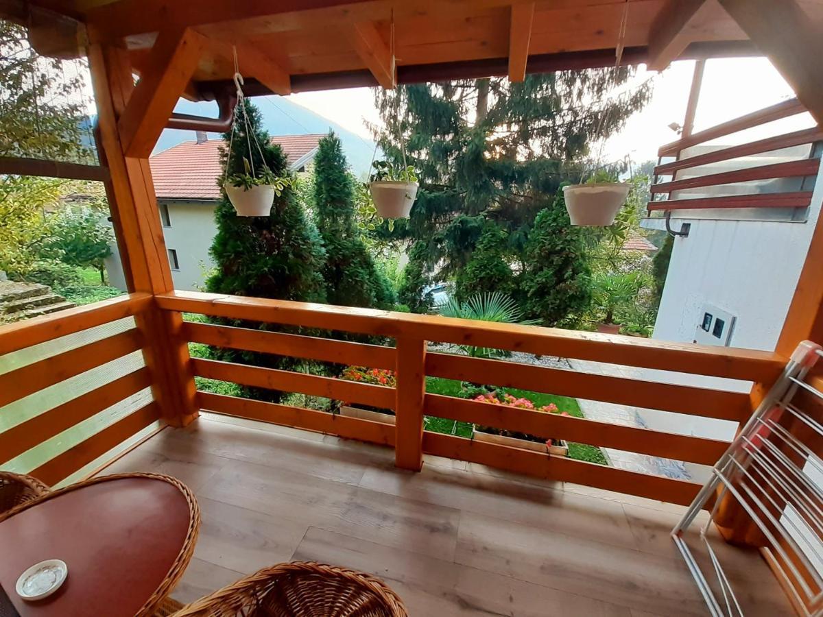 Obiteljski Apartman Borovi Високо Екстериор снимка
